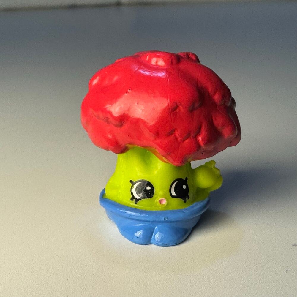 Shopkins Figurine Tiny Tree Season Four Red Green Blue Garden Common